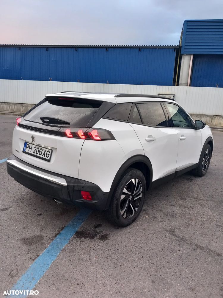 Peugeot 2008 - 5