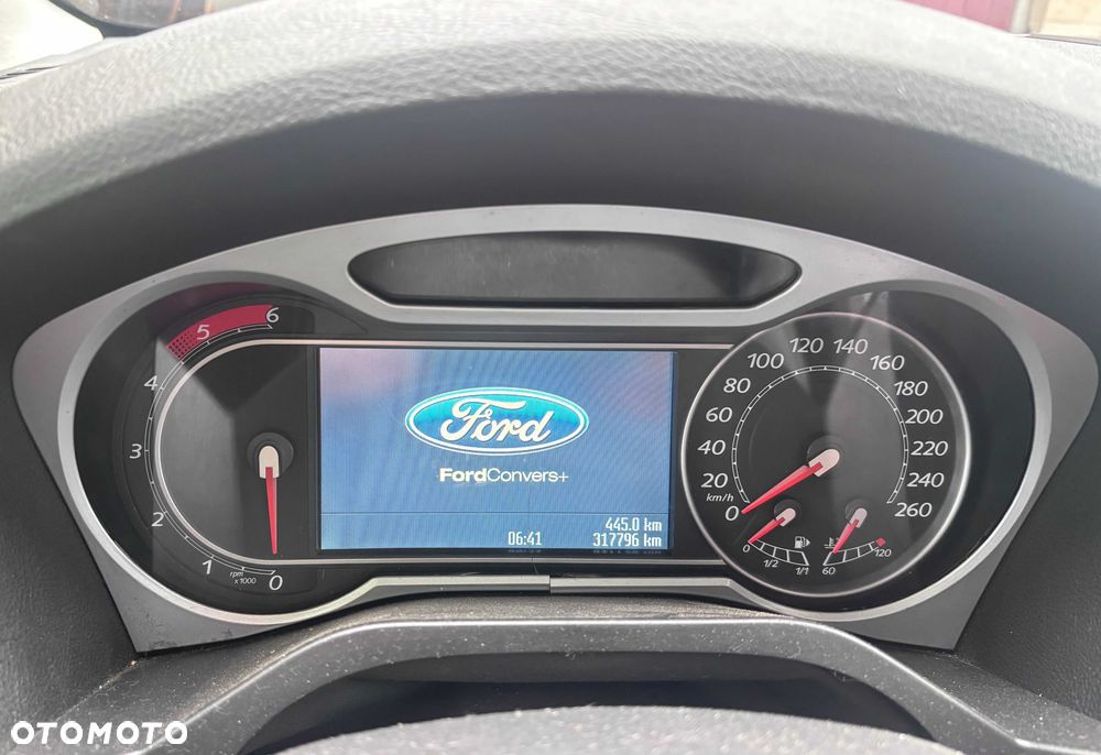 Ford Galaxy - 6
