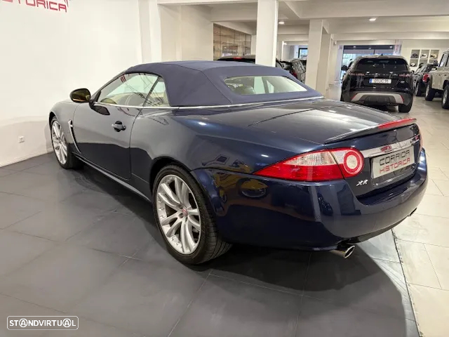 Jaguar XK 4.2 V8 Convertible - 28