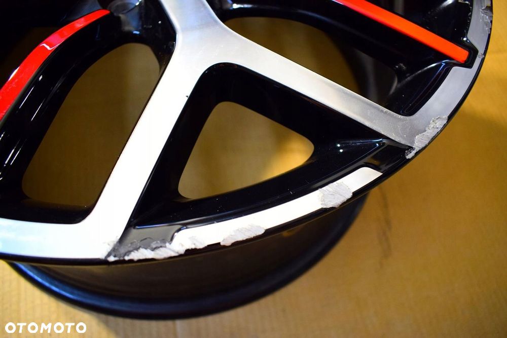 RENAULT 19 ,,RS Megane IV Oryginał - 2