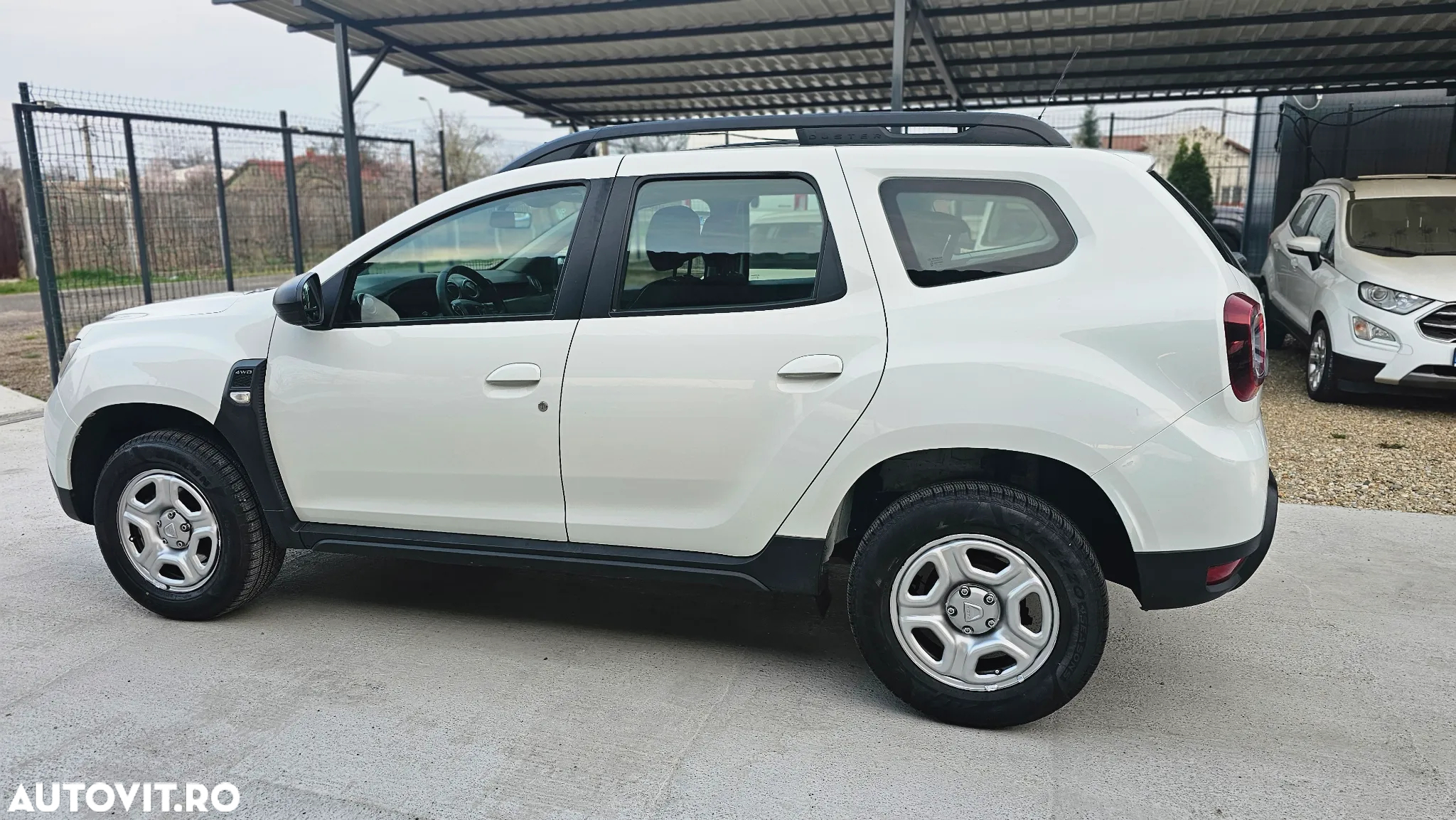Dacia Duster 1.6 4x4 Laureate - 15