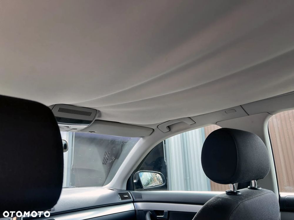 Audi A4 Limousine - 17