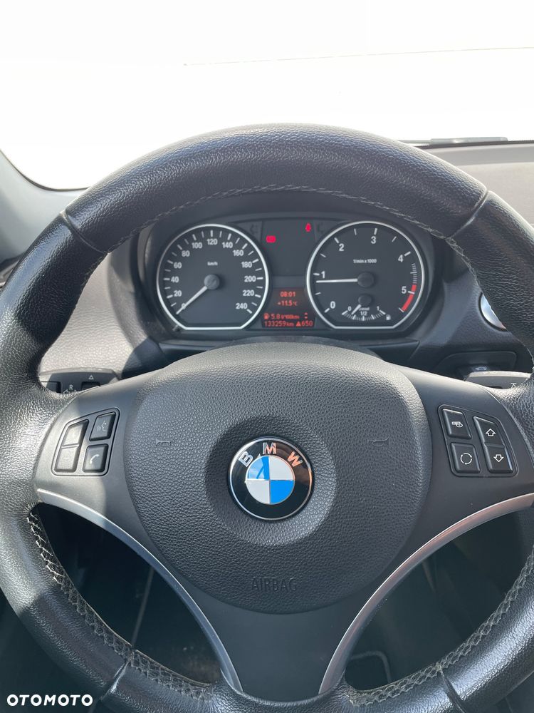 BMW Seria 1 - 12