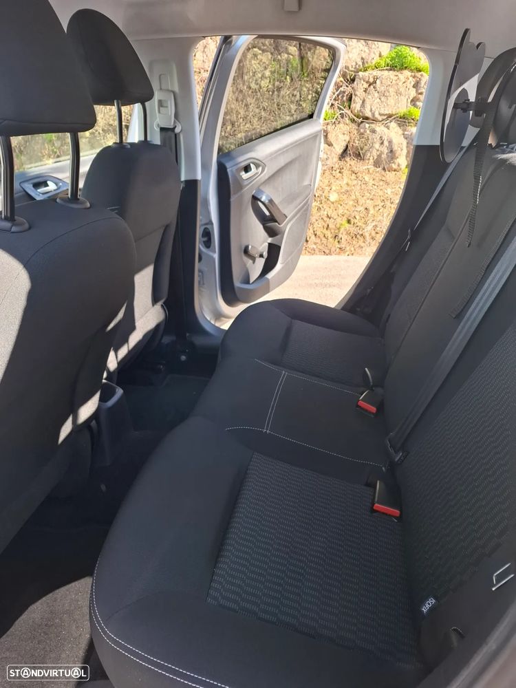 Peugeot 208 1.6 BlueHDi Active - 18