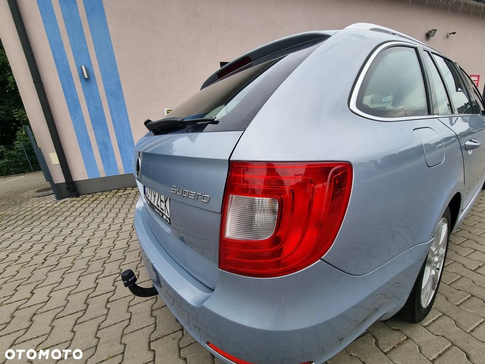 Skoda Superb 2.0 TDI Platinum - 9