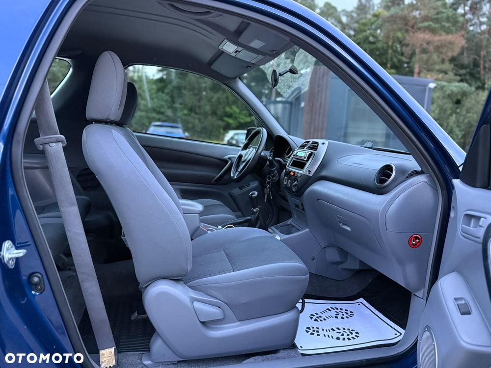Toyota RAV4 4x2 Edition - 15