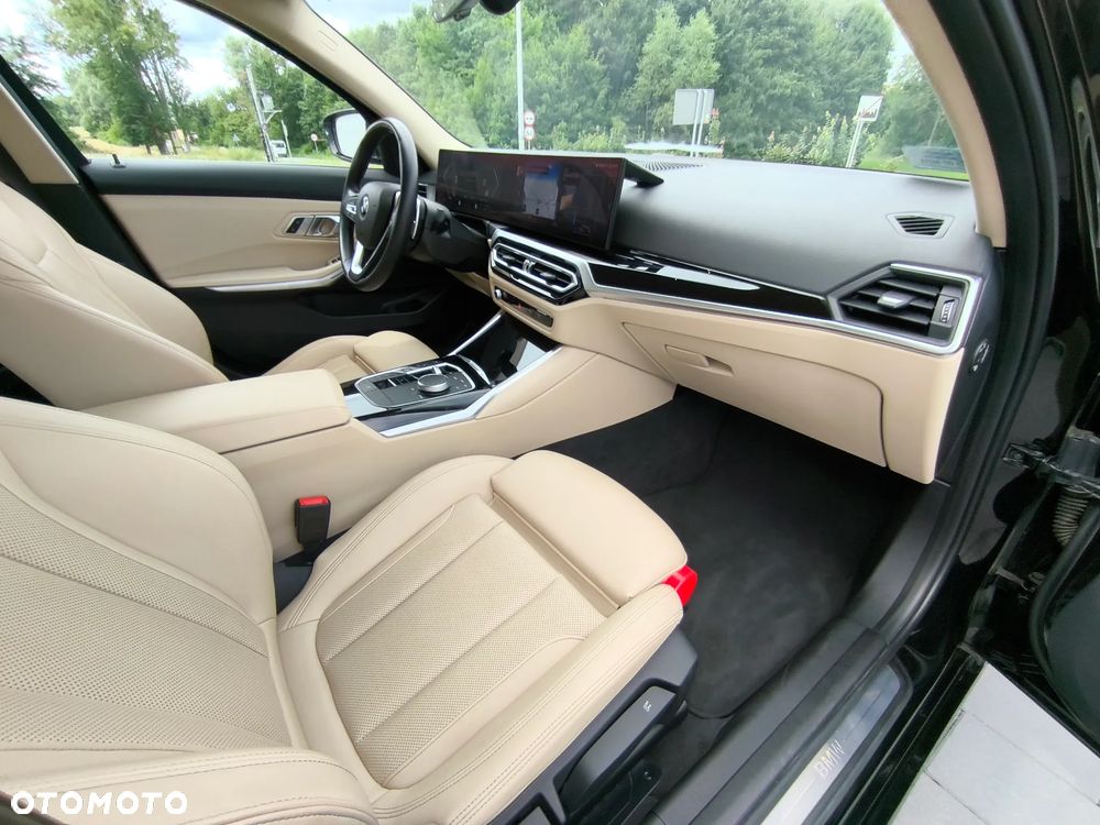 BMW Seria 3 320i - 17