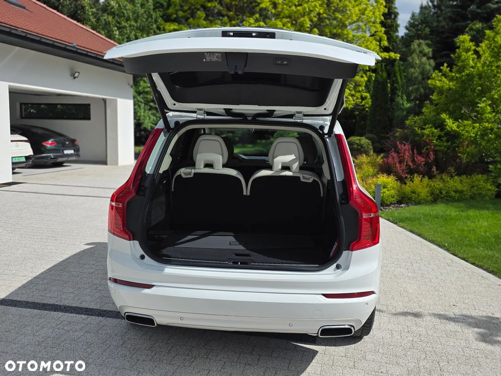 Volvo XC 90 T8 AWD Plug-In Hybrid Inscription 7os - 8
