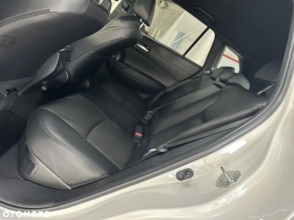 Toyota Corolla Cross 2.0 Hybrid Executive - 28