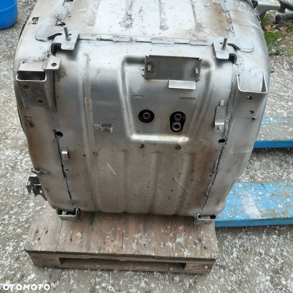 scania r katalizator tłumik dpf 2016304 2330509 euro 6 2014-2018 montaż - 2