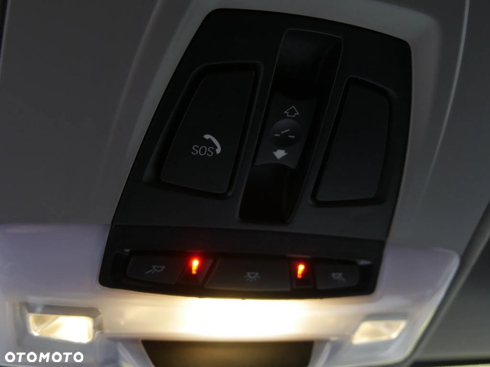 BMW Seria 2 218d Luxury Line - 20