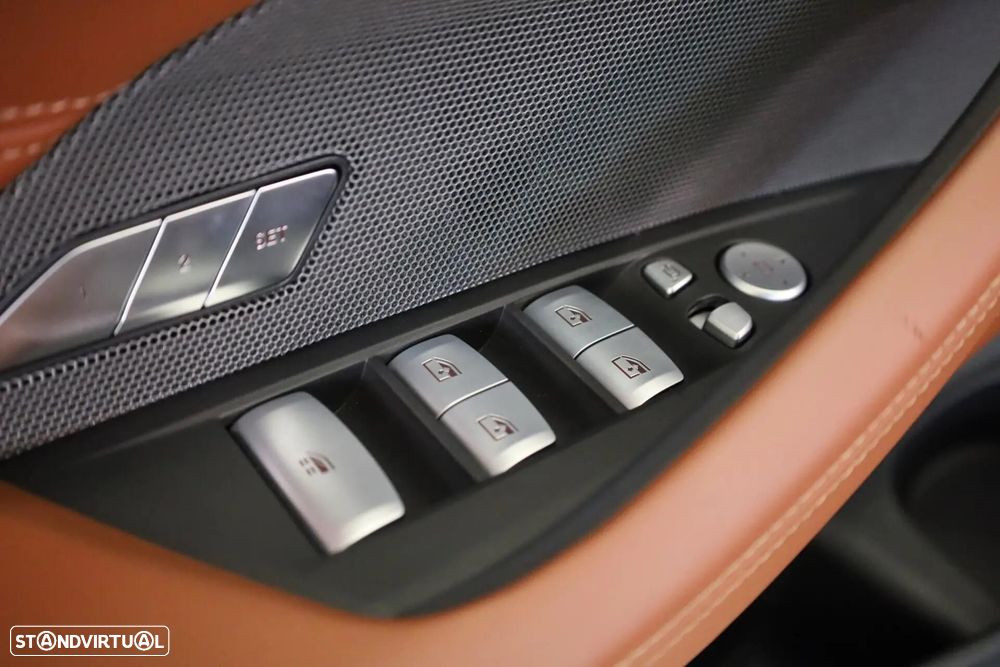 BMW M4 Competition xDrive - 50
