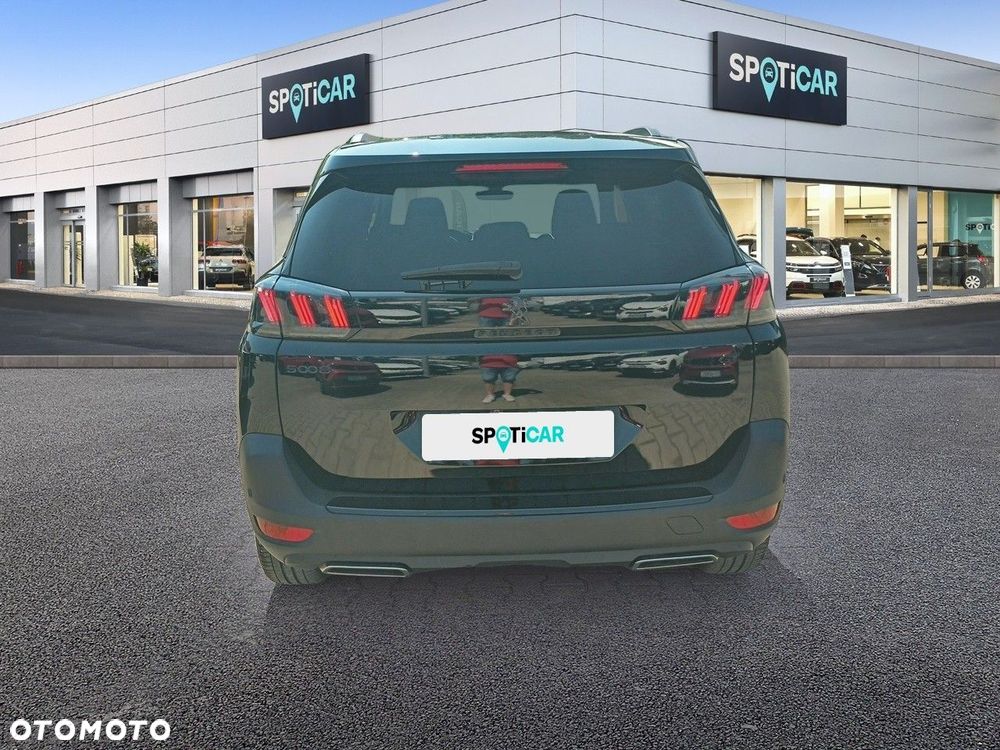 Peugeot 5008 - 6