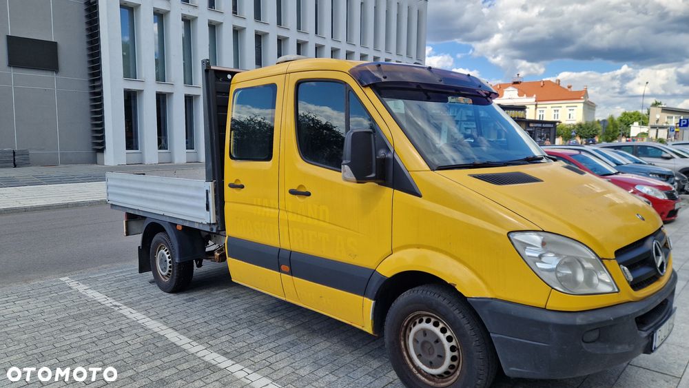 Mercedes-Benz Sprinter - 12