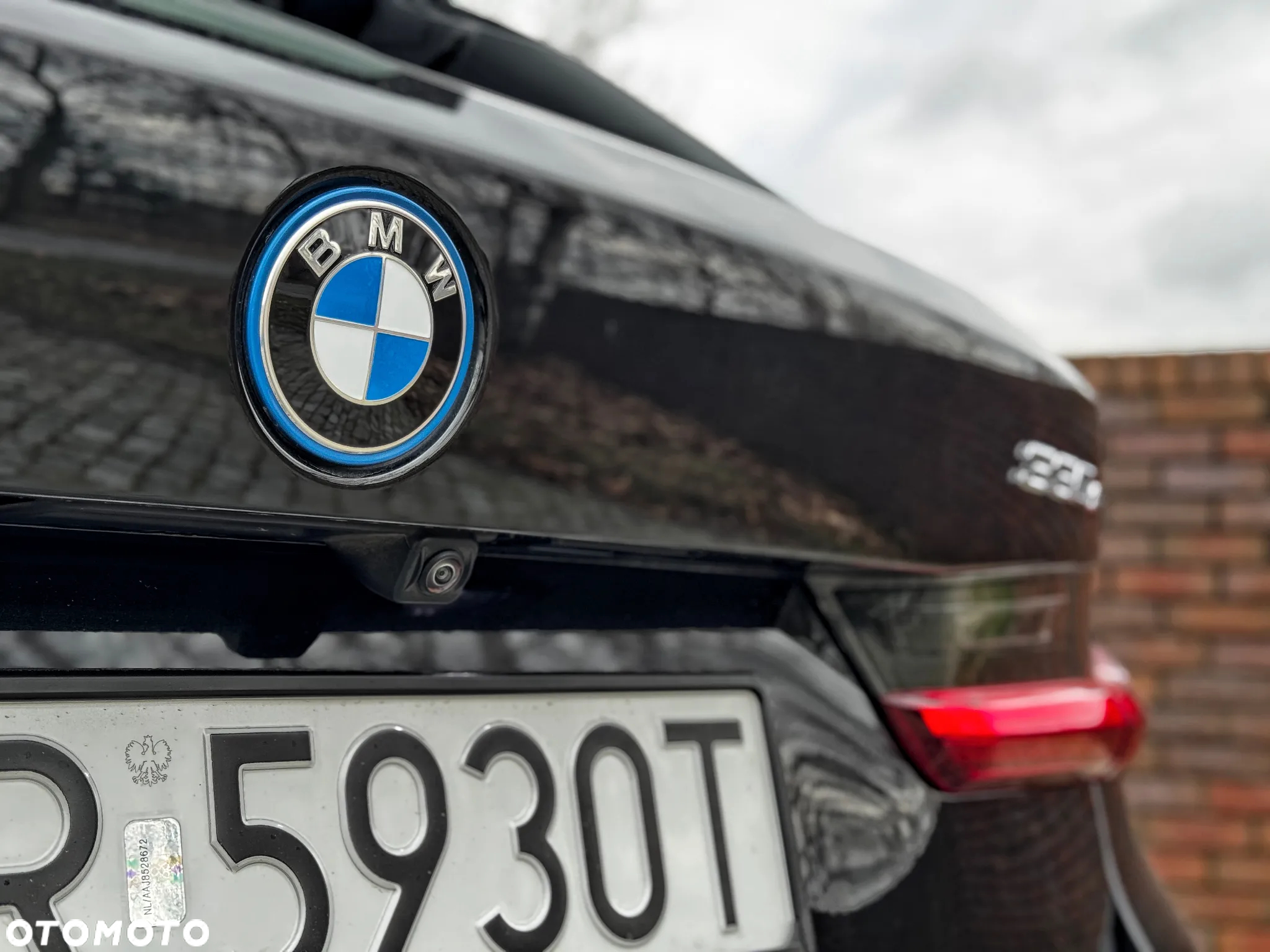 BMW Seria 3 330e xDrive M Sport sport - 4