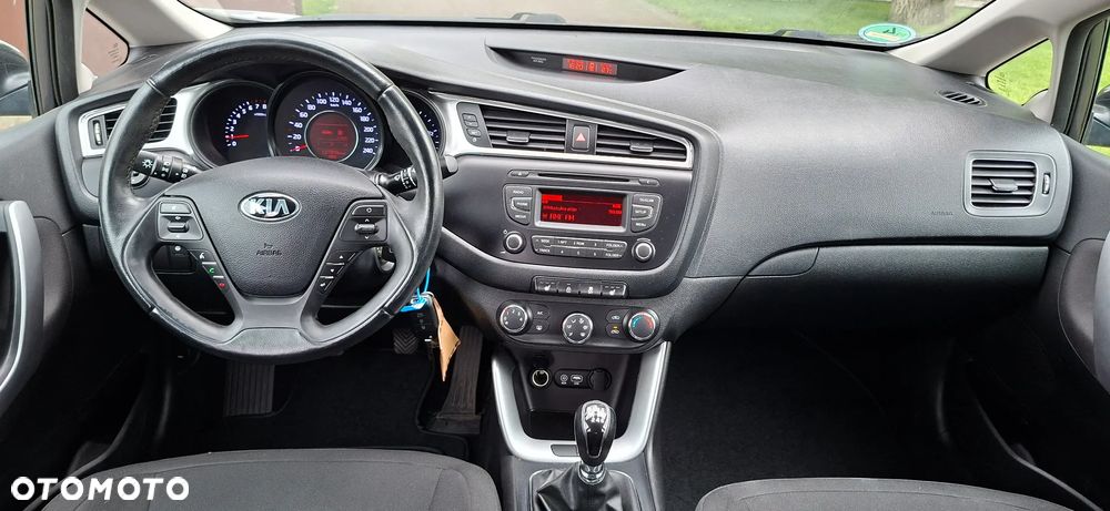 Kia Ceed 1.4 CVVT Dream Team Edition - 7