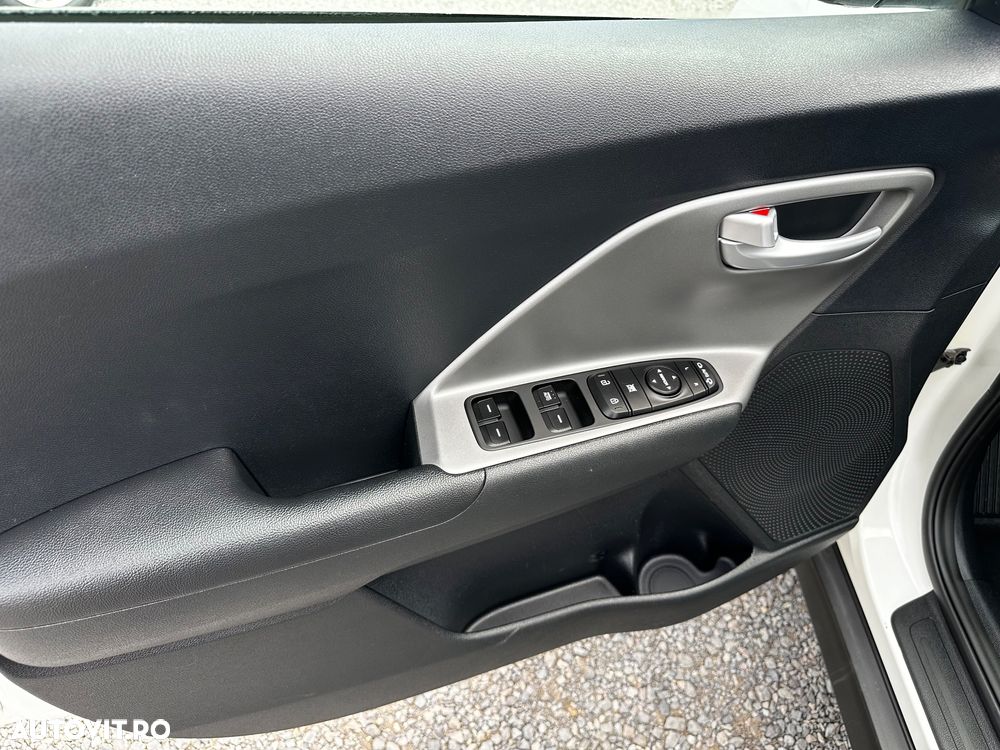 Kia Niro - 13