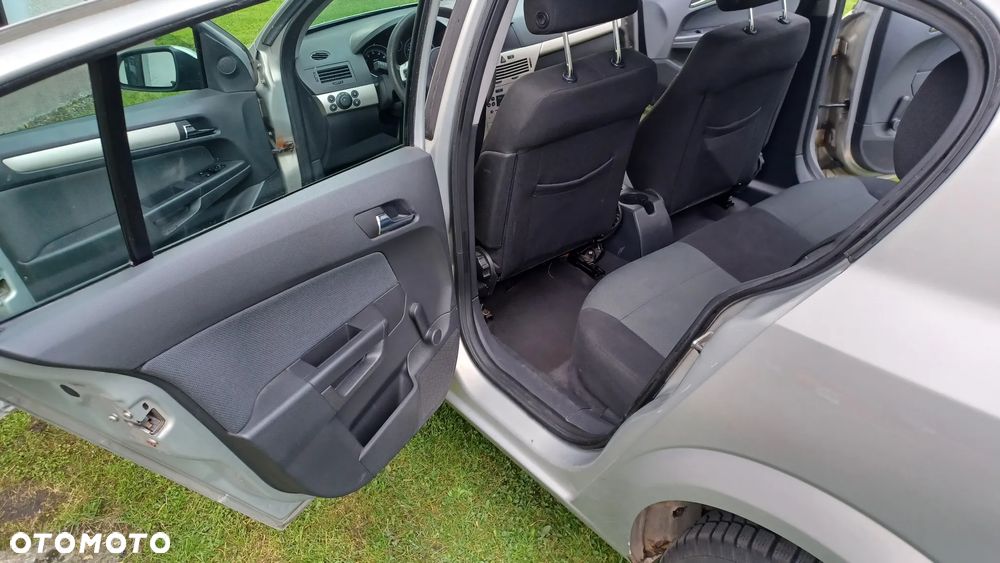 Opel Astra 1.4 Start - 19