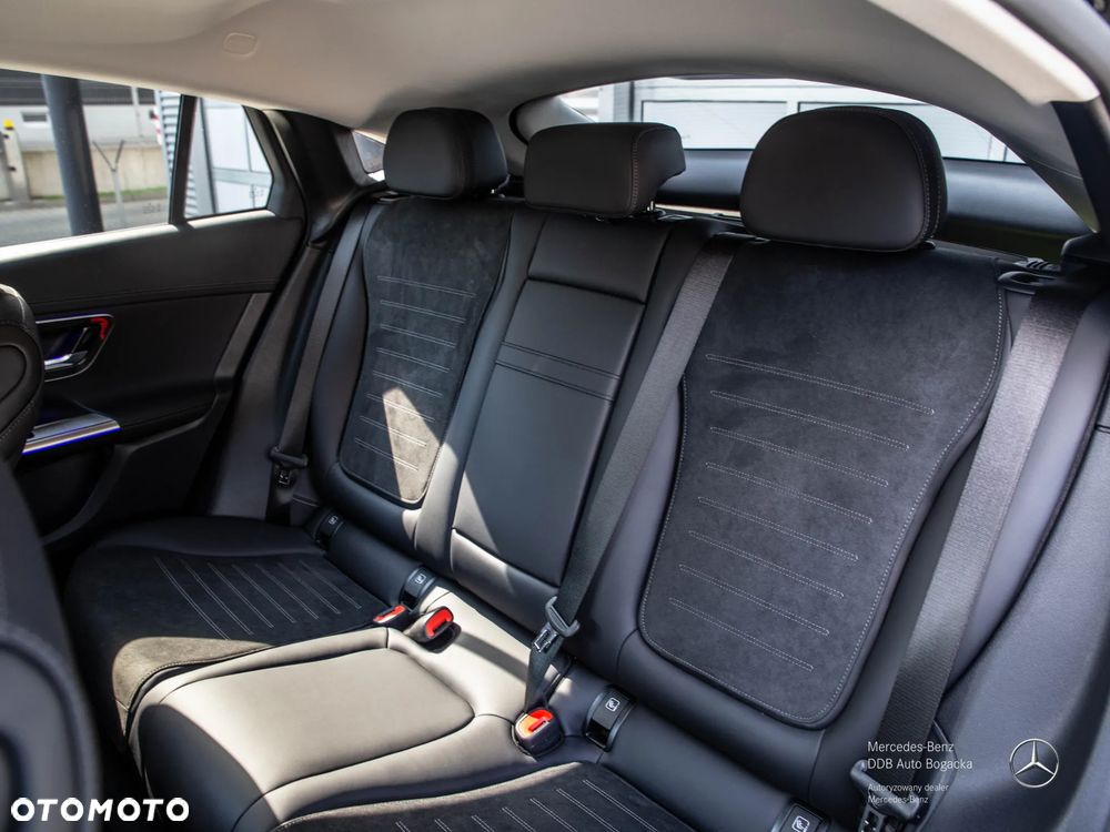 Mercedes-Benz GLC 220 d mHEV 4-Matic AMG Line - 13