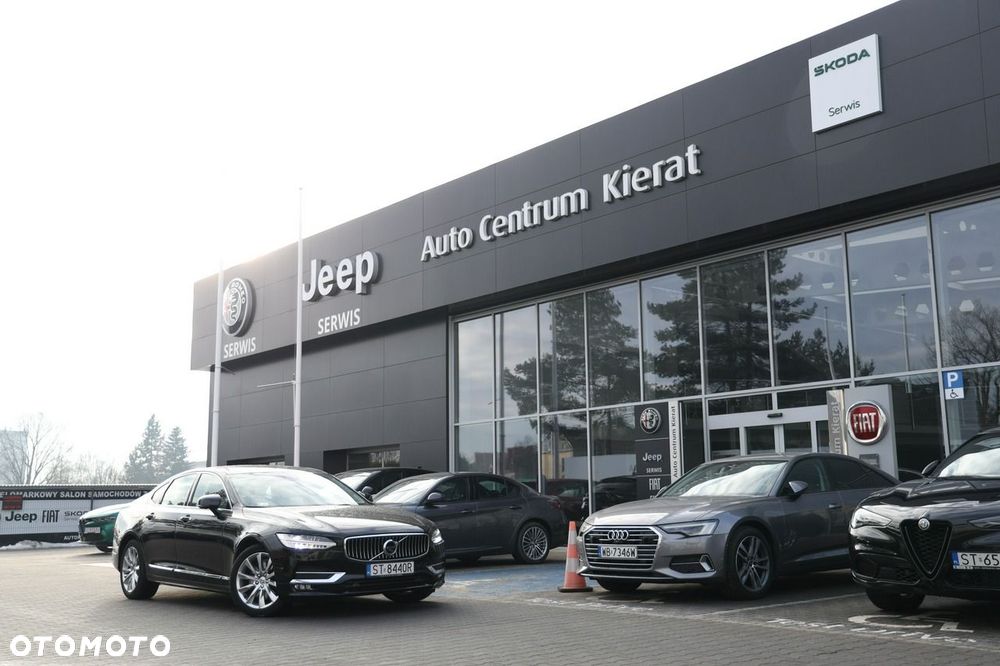 Volvo S90 - 2