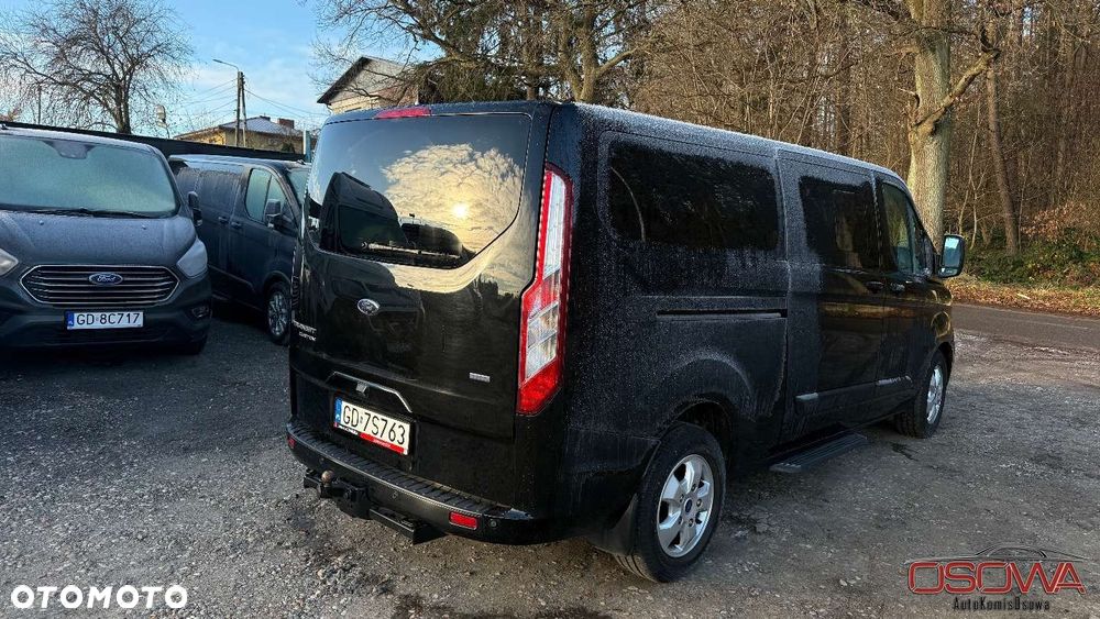 Ford Tourneo Custom - 5
