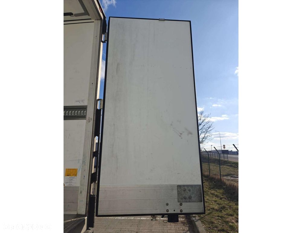 Schmitz Cargobull SKO FP 60 ThermoKing SLXi 300 - 7