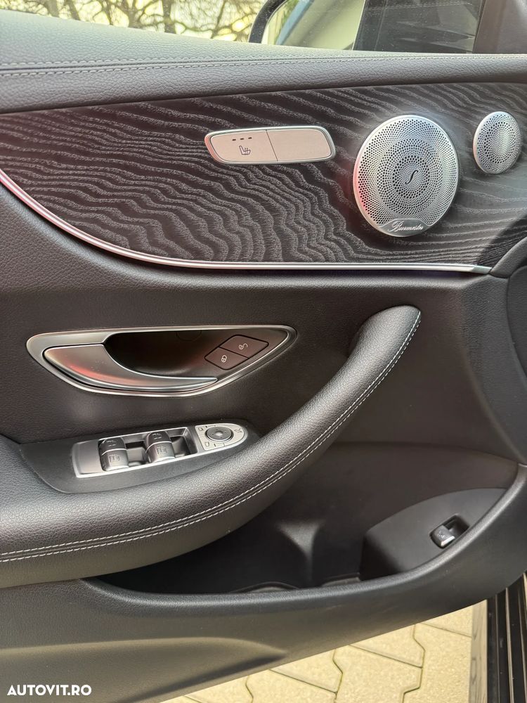 Mercedes-Benz E 220 d 4Matic Coupe 9G-TRONIC AMG Line - 13