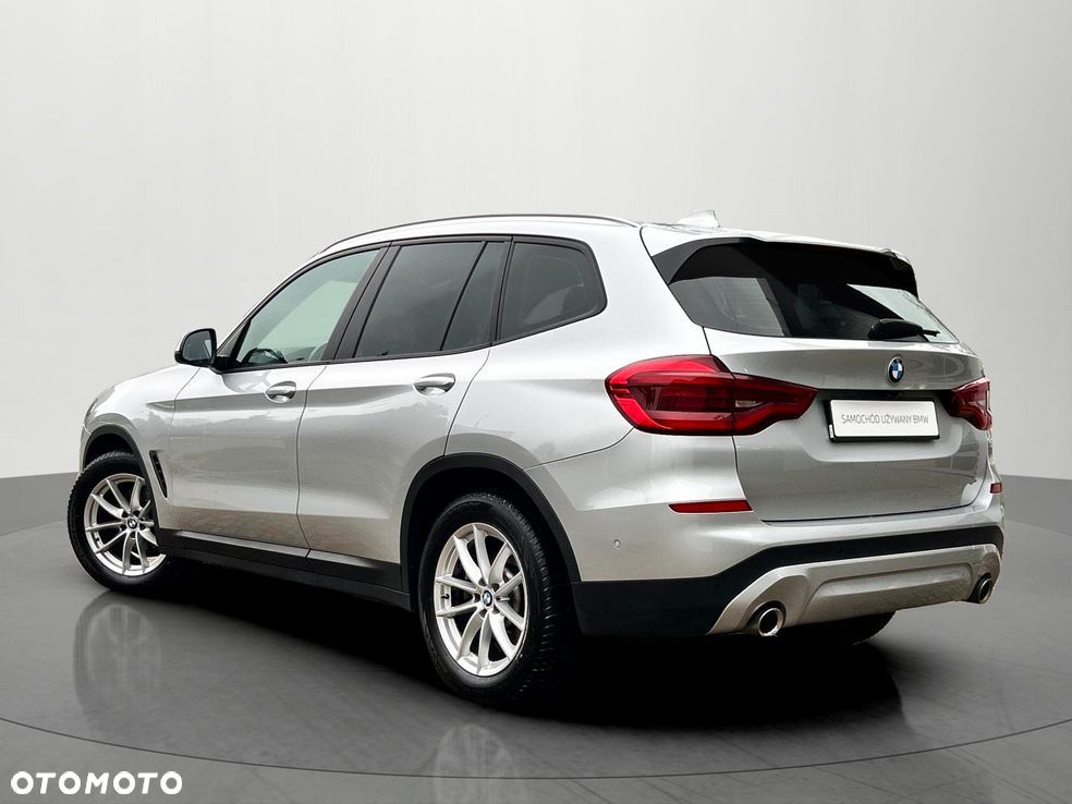 BMW X3 xDrive20i GPF Advantage - 3