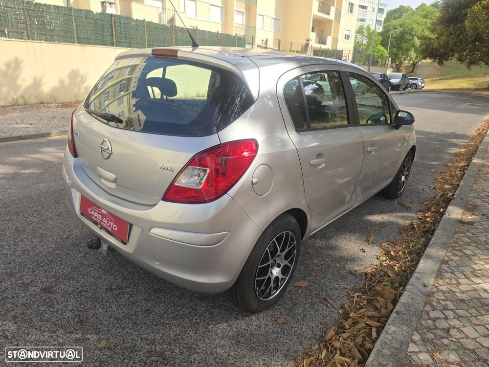 Opel Corsa 1.3 CDTI Enjoy EcoFLEX - 9
