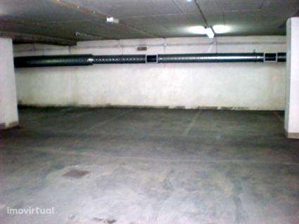 Estacionamento - centro Viseu, próximo Câmara e Rossio - Grande imagem: 3/11