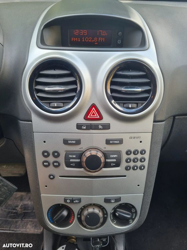 Opel Corsa 1.2i Easytronic Enjoy - 11