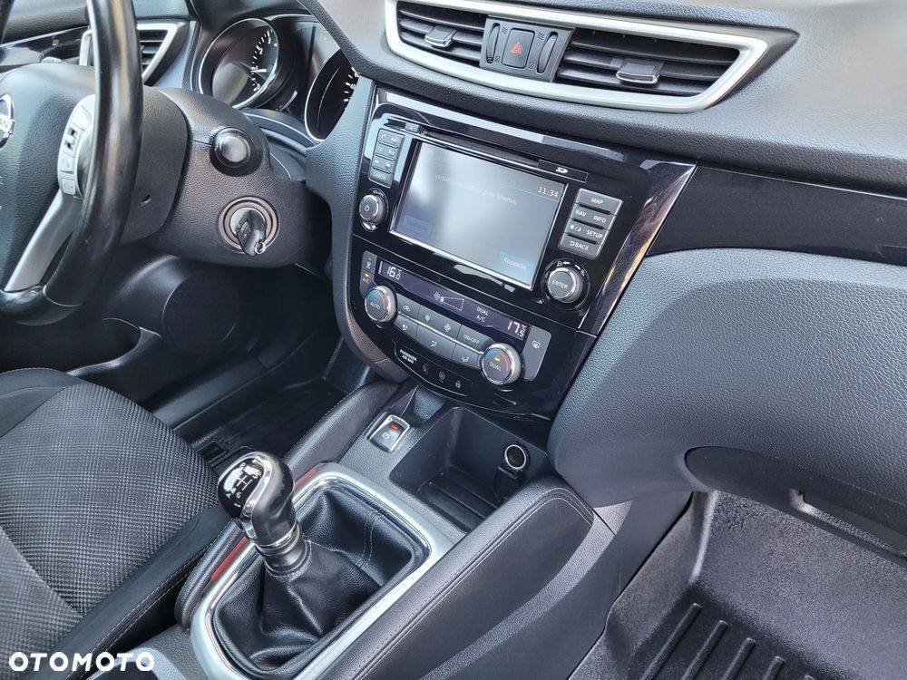 Nissan Qashqai 1.2 DIG-T Acenta EU6 - 20