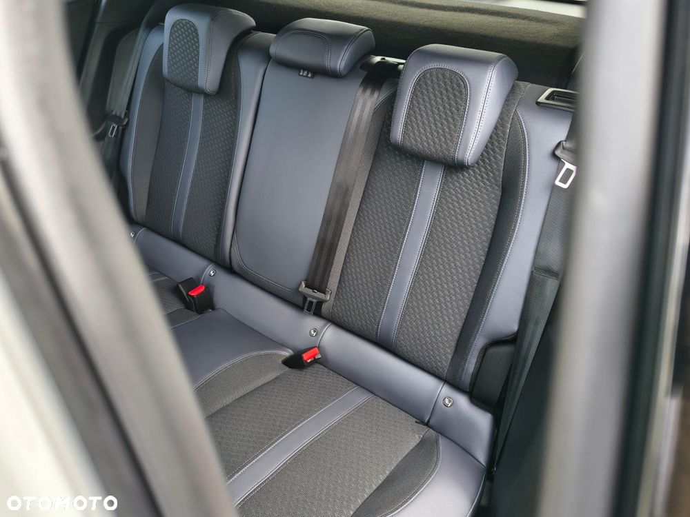 Peugeot 2008 1.5 BlueHDi Allure S&S EAT8 - 25