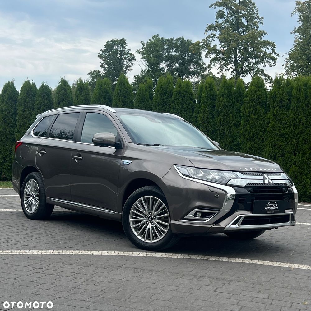 Mitsubishi Outlander 2.4 4WD Diamant - 18
