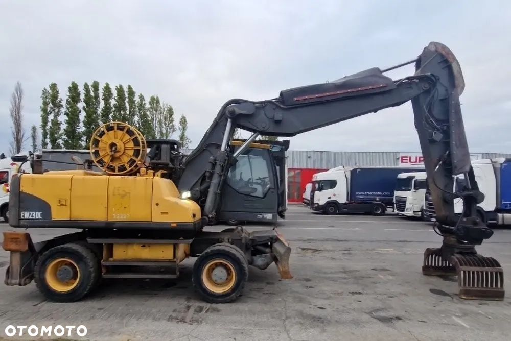 Volvo EW230C koparka kołowa przeładunkowa - 3