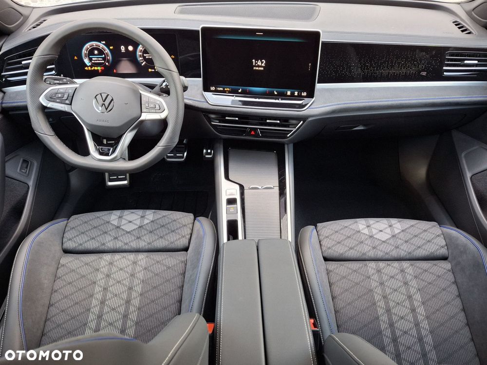 Volkswagen Passat - 19