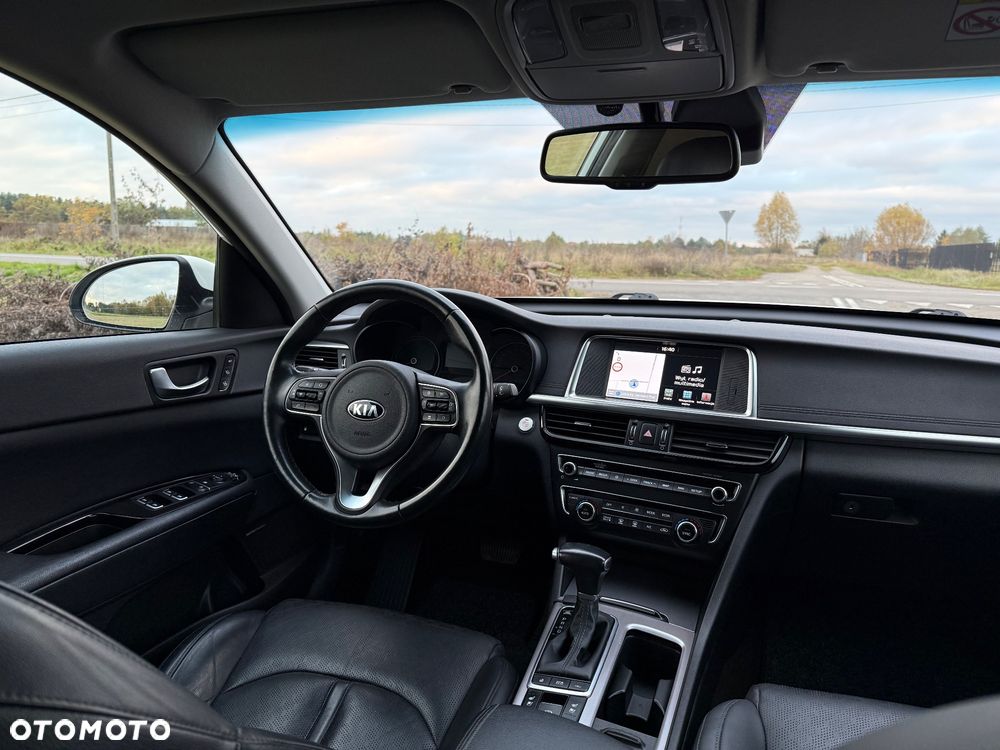 Kia Optima - 23
