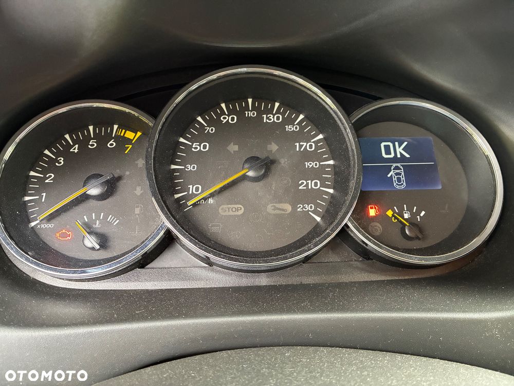 Renault Fluence 1.6 16V Expression - 8