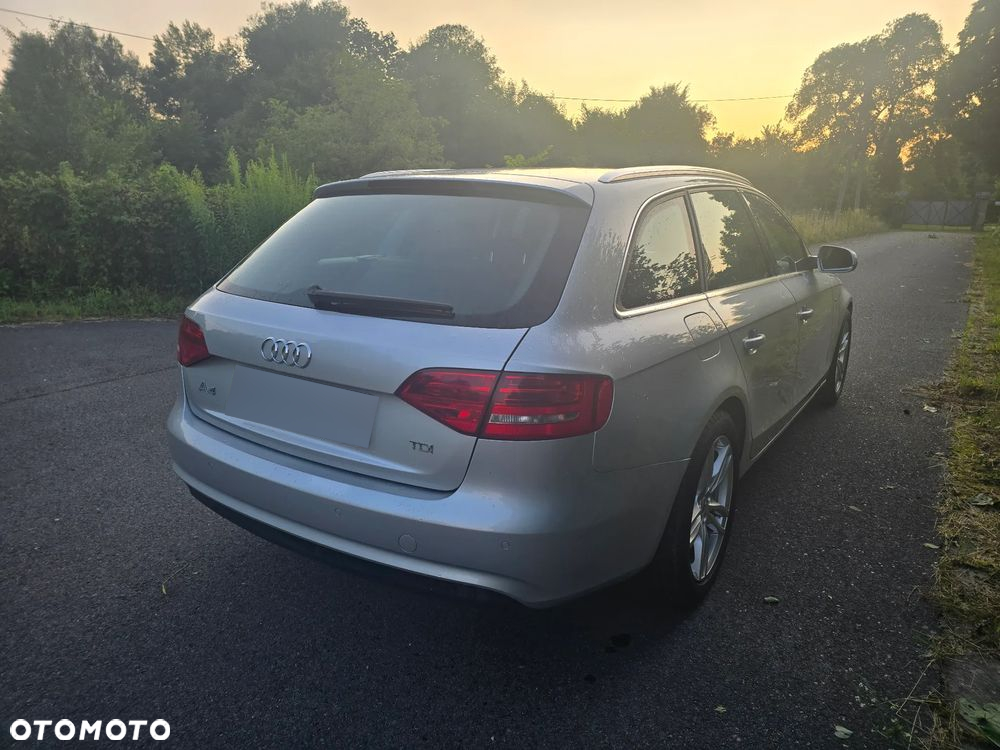 Audi A4 Avant - 6