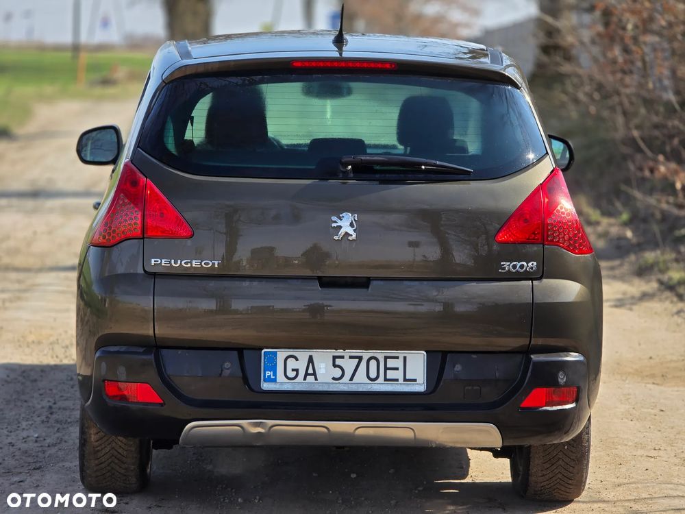 Peugeot 3008 1.6 Premium+ - 1