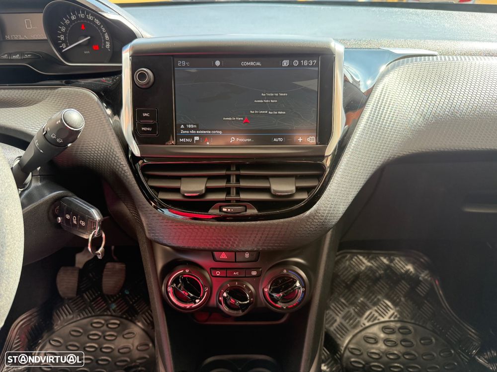 Peugeot 2008 1.5 BlueHDi Active - 21