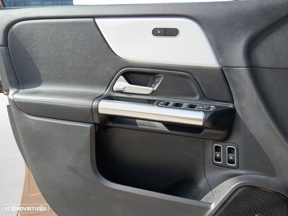 Mercedes-Benz GLA 250 e 8G-DCT AMG Line - 33