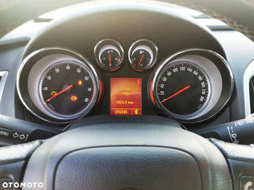 Opel Astra - 9