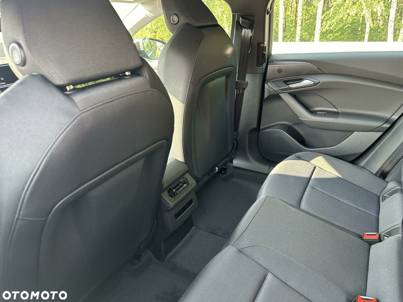 Audi A6 Sportback e-tron - 14