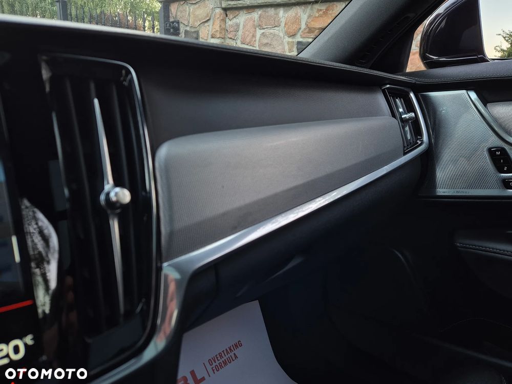 Volvo V90 D5 AWD Geartronic Inscription - 28