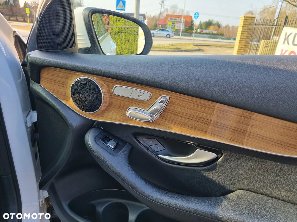 Mercedes-Benz GLC - 18