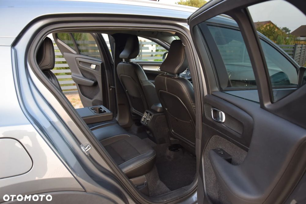 Volvo XC 40 T4 Geartronic Momentum - 14