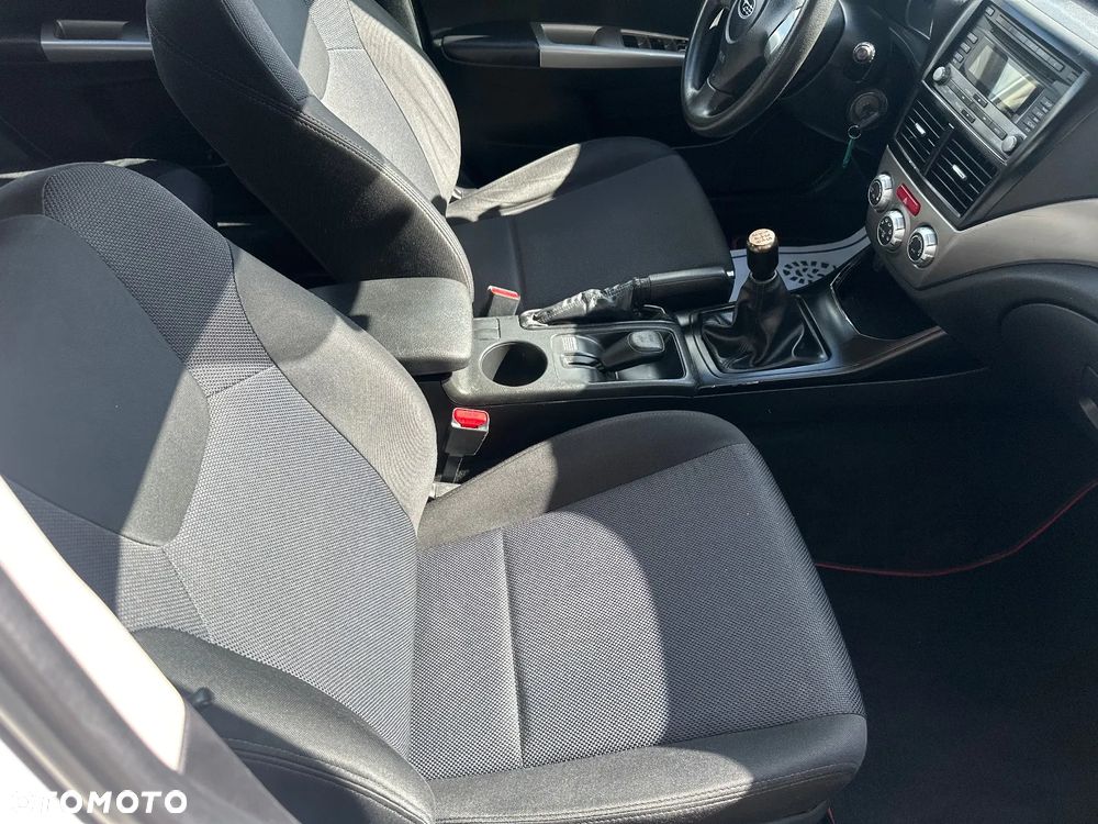 Subaru Impreza - 19