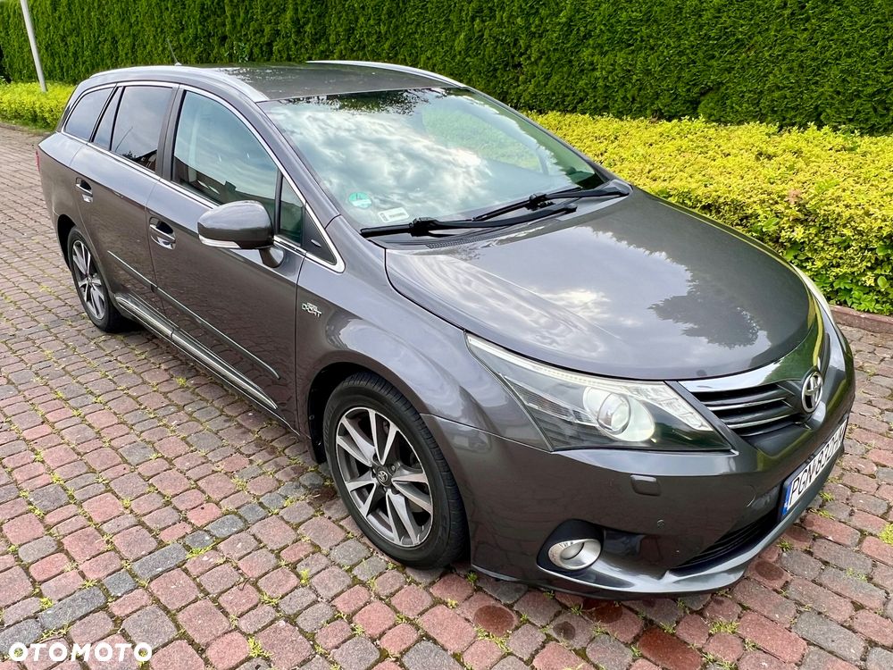 Toyota Avensis 2.2 D-CAT Prestige NAVI - 12