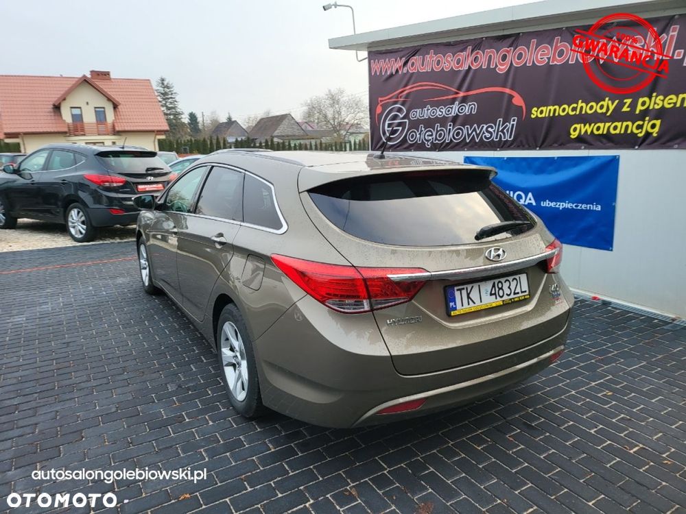 Hyundai i40 Kombi blue 1.6 Family+ - 5